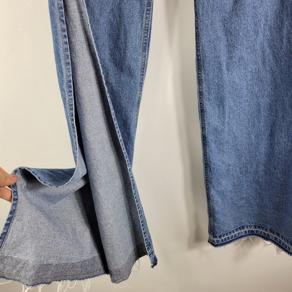 Litz by Uniq Open Side Wide Leg High Waist Patch Pocket Released Hem Jeans - Picture 5 of 10